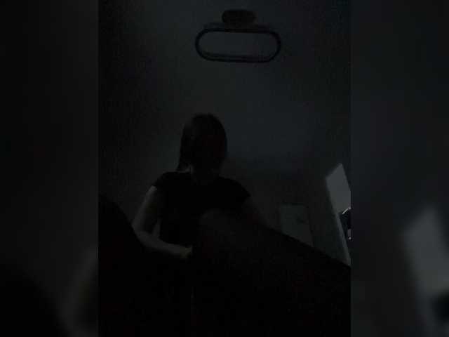 OlivkaVif live cam on BongaCams