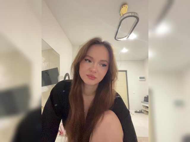 OlivkaVif live cam on BongaCams