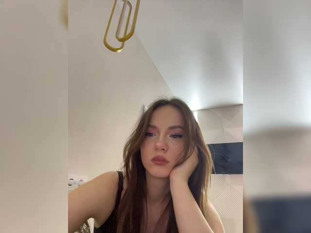 OlivkaVif live cam on BongaCams