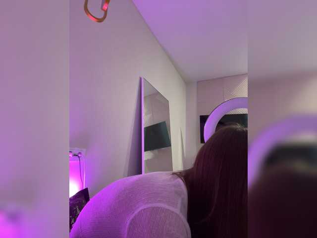 OlivkaVif live cam on BongaCams
