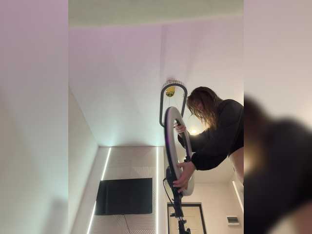 OlivkaVif live cam on BongaCams