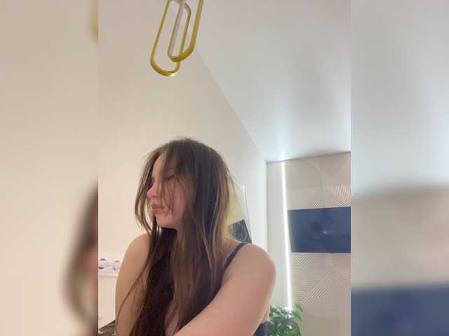 OlivkaVif live cam on BongaCams
