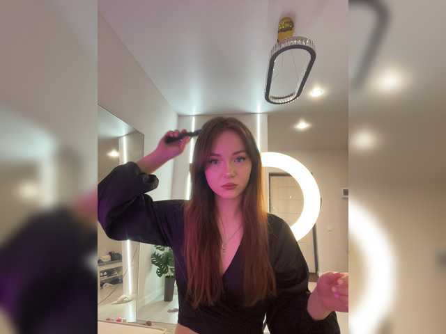 OlivkaVif live cam on BongaCams