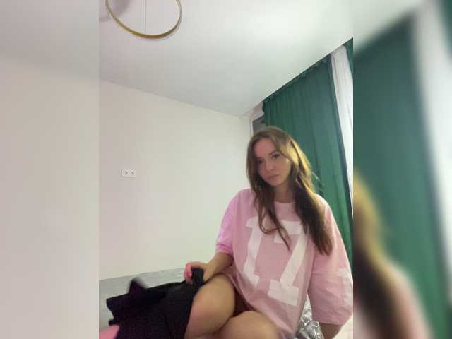 OlivkaVif live cam on BongaCams