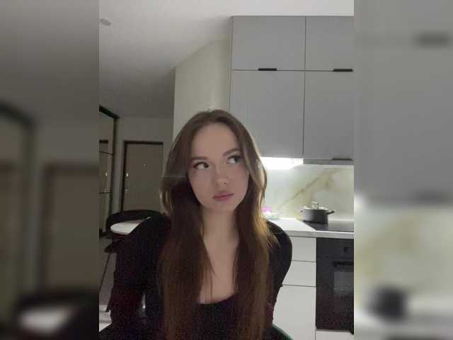 OlivkaVif live cam on BongaCams