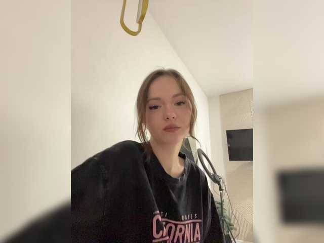 OlivkaVif live cam on BongaCams