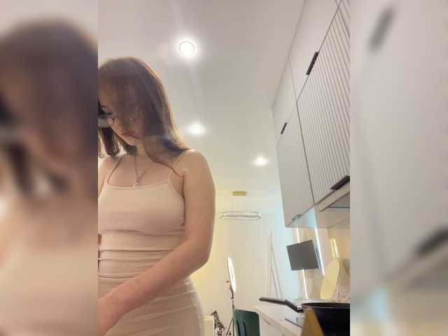 OlivkaVif live cam on BongaCams