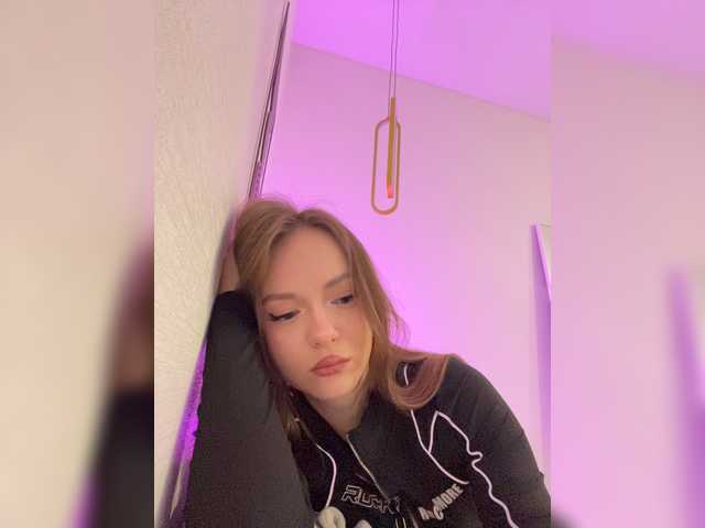 OlivkaVif live cam on BongaCams