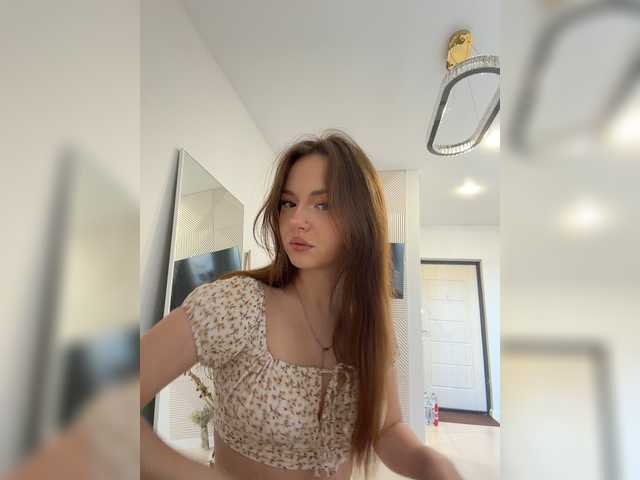 OlivkaVif live webcam show