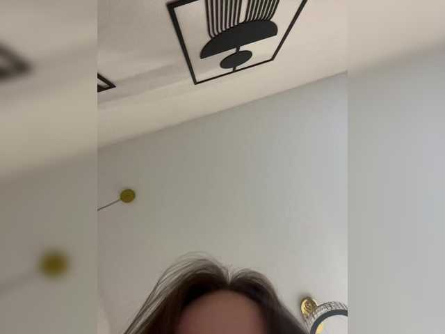 OlivkaVif live cam on BongaCams