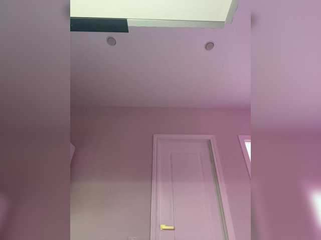 OlivkaVif live cam on BongaCams