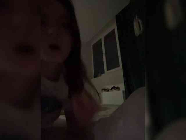 OlivkaVif Live Webcam on BongaCams