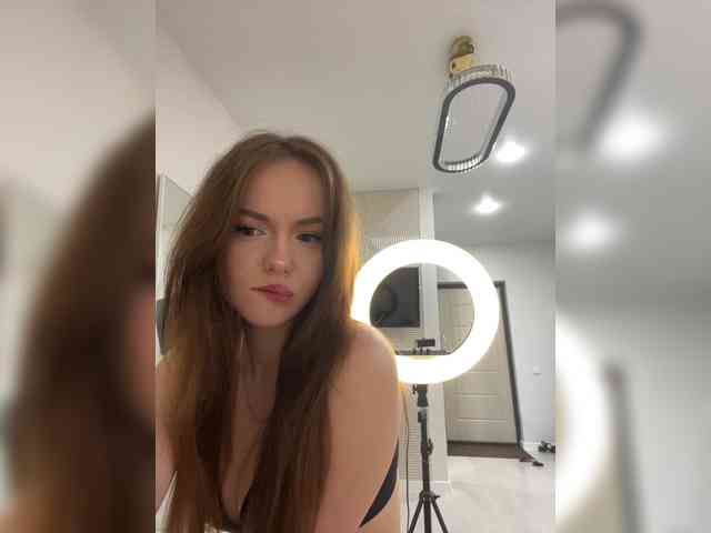 OlivkaVif Live Webcam on BongaCams