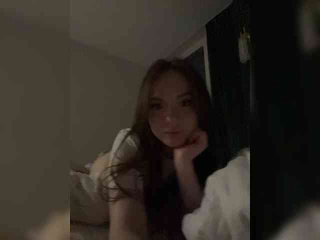 OlivkaVif Live Webcam on BongaCams