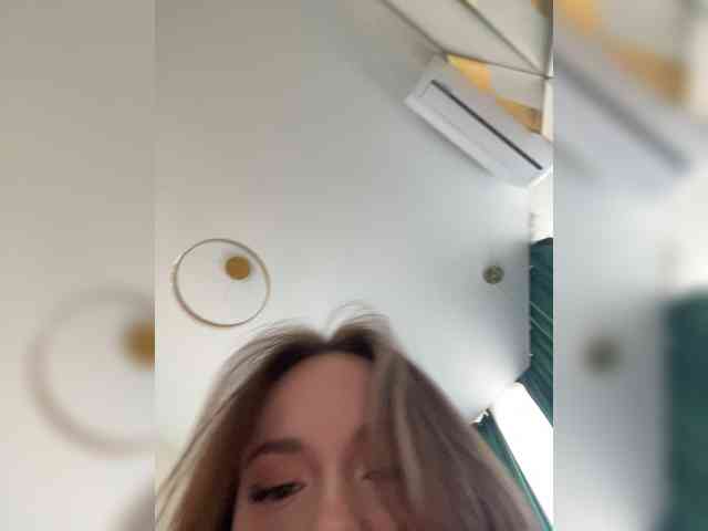 OlivkaVif Sex Cam Show