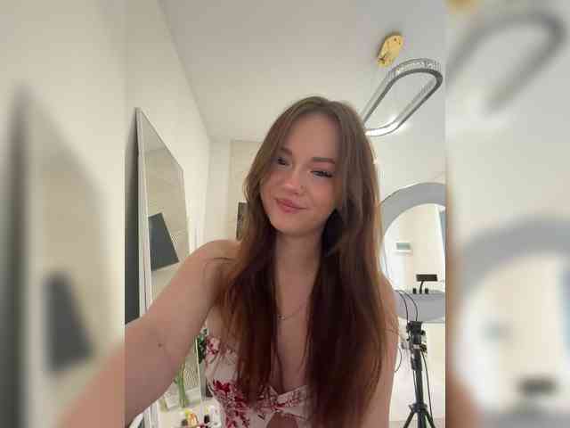 OlivkaVif Live Webcam on BongaCams