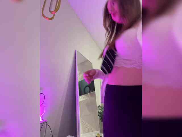OlivkaVif Sex Cam Show