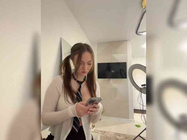 OlivkaVif Sex Cam Show