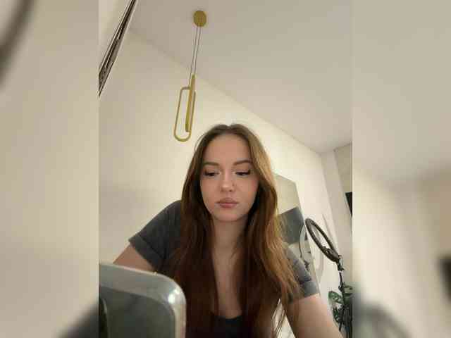 OlivkaVif Live Webcam on BongaCams