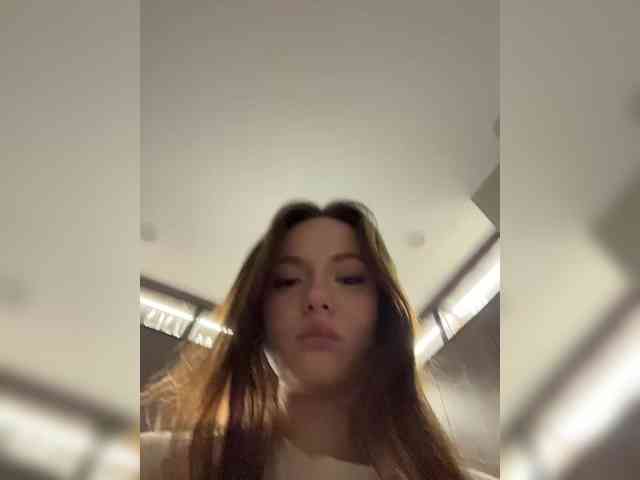 OlivkaVif Sex Cam Show