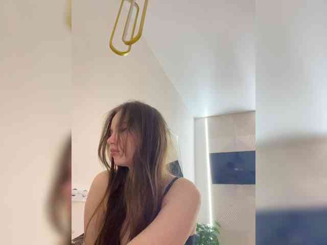 OlivkaVif Sex Cam Show