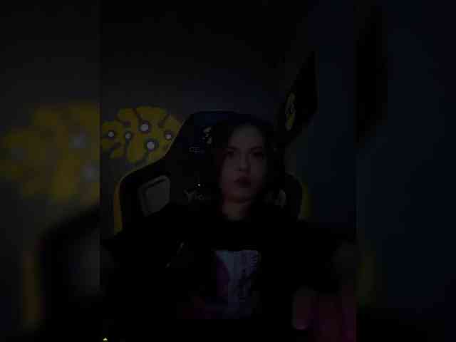 OlivkaVif webcam