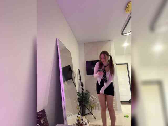 OlivkaVif Sex Cam Show