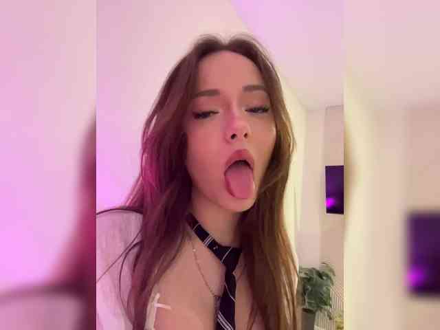 OlivkaVif Sex Cam Show