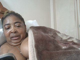 pussylips53