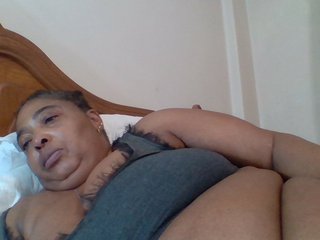 pussylips53's Live Webcam