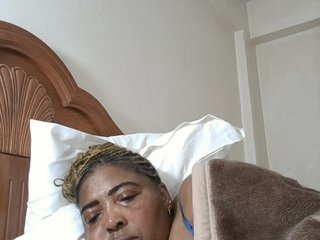 pussylips53's Live Webcam