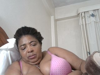 pussylips53's Live Webcam