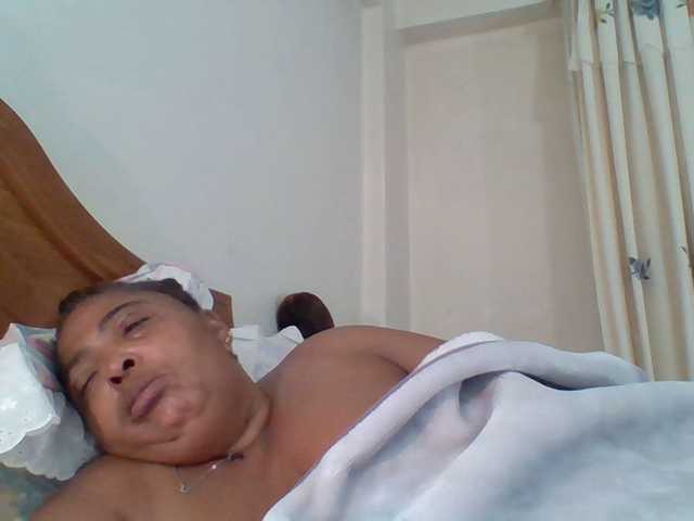 pussylips53 live cam on BongaCams