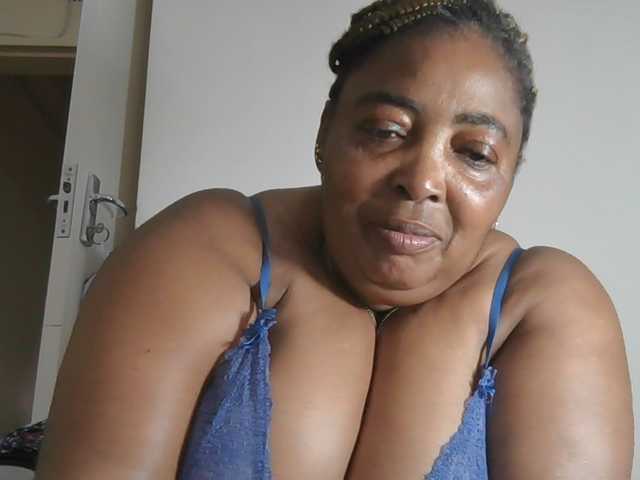 pussylips53
