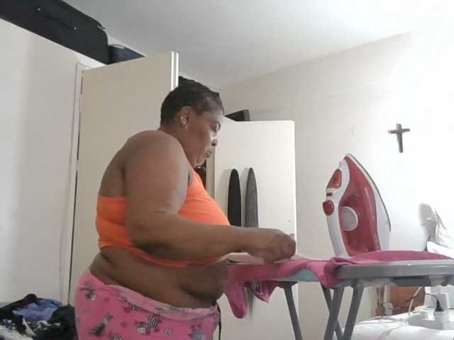 pussylips53 live cam
