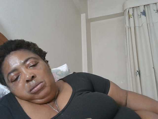 pussylips53