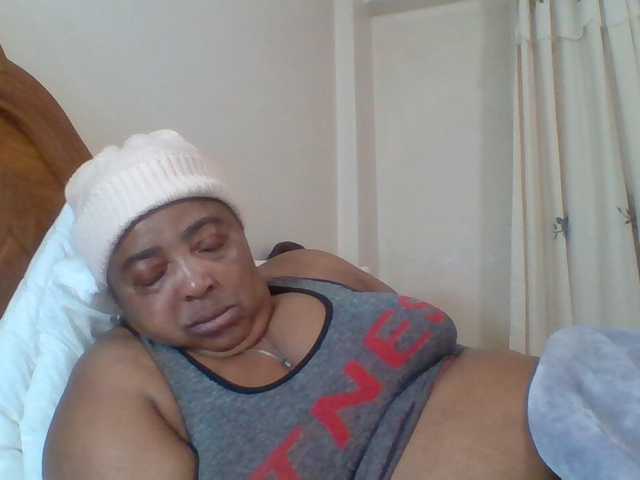 pussylips53 live cam on BongaCams