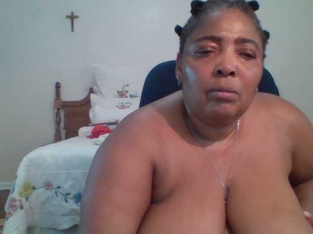 pussylips53