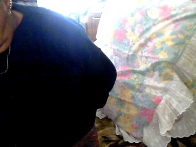pussylips53 live webcam show