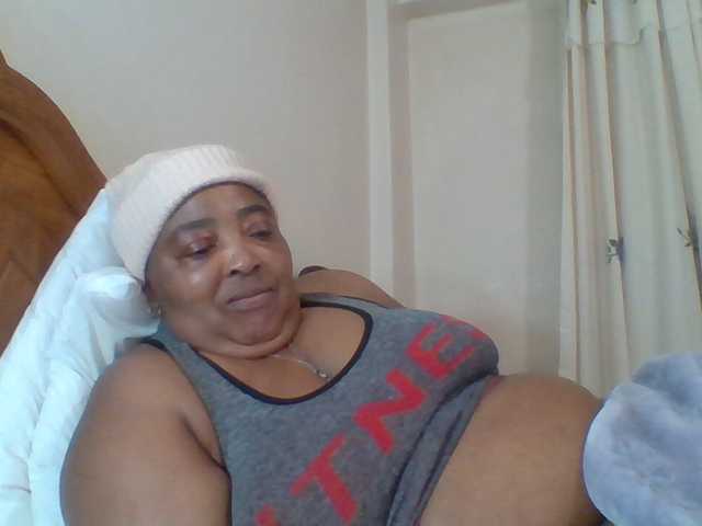 pussylips53 live cam on BongaCams