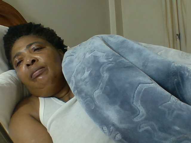 pussylips53 live cam on BongaCams