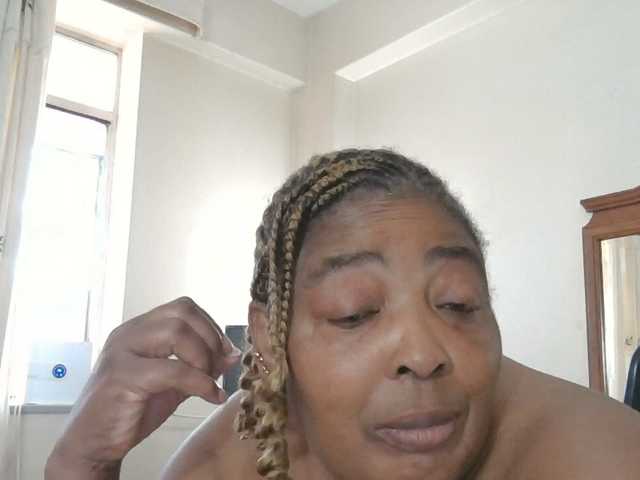 pussylips53 live cam on BongaCams