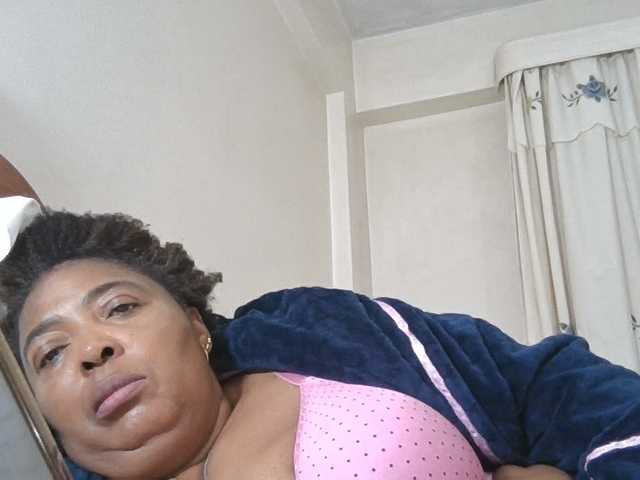 pussylips53