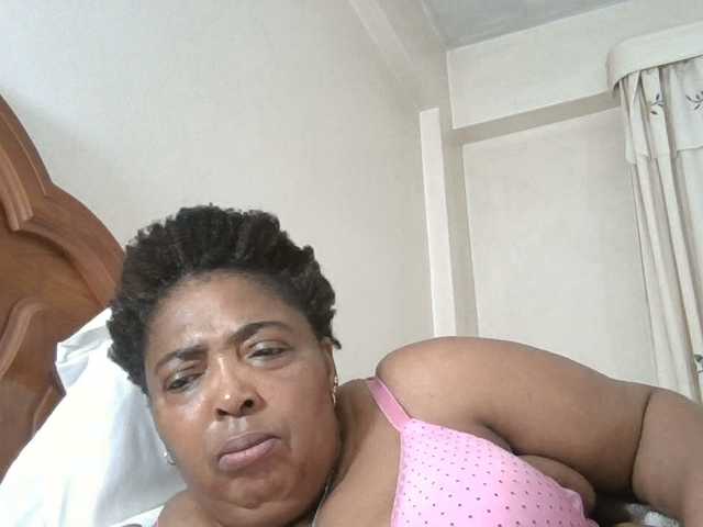 pussylips53