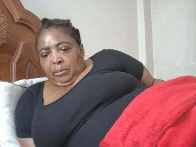 pussylips53