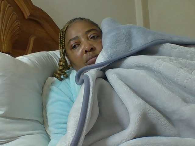 pussylips53 live cam on BongaCams