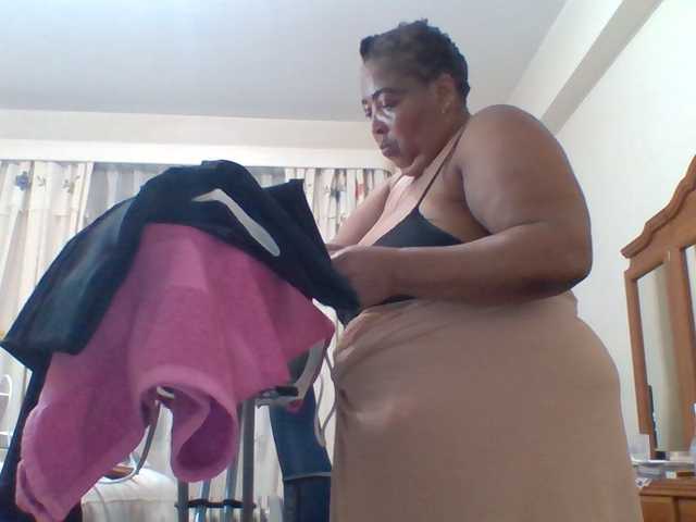 pussylips53 live cam on BongaCams