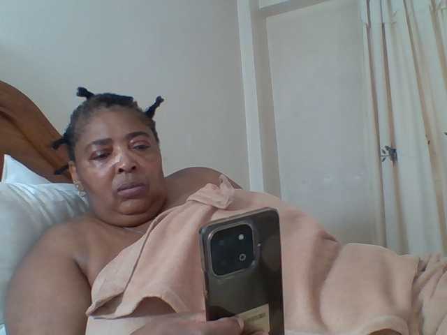 pussylips53