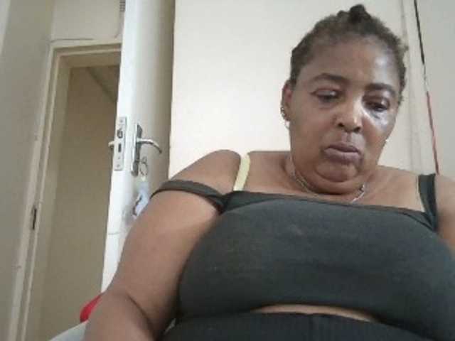 pussylips53 live cam on BongaCams