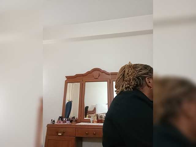 pussylips53